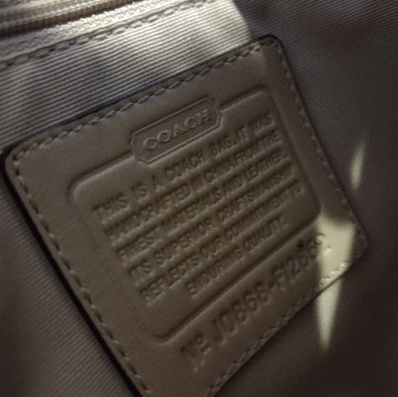 Coach Gold Metallic Signature C Bag - Picture 7 of 9